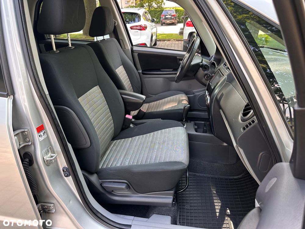 Suzuki SX4 1.6 VVT Automatik 4x2 Comfort - 6
