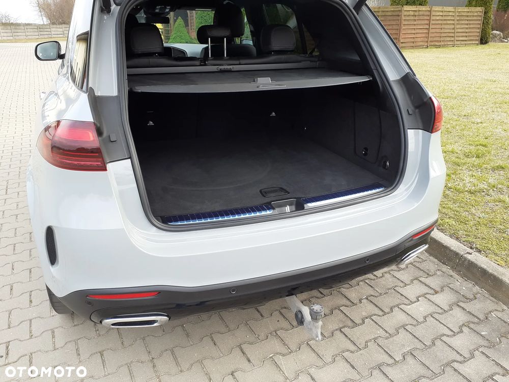 Mercedes-Benz GLE 300 d 4Matic 9G-TRONIC AMG Line - 11