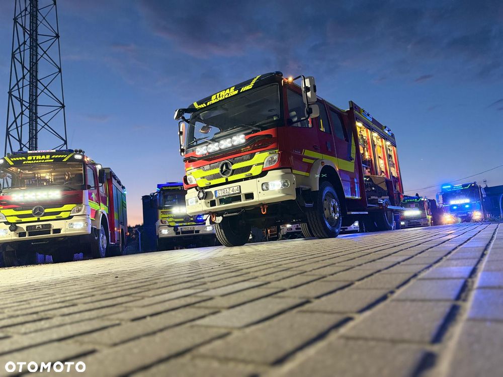 Mercedes-Benz Atego GBA 4x4 Wóz Strażacki 3t wody, Wysokie prześwity, Maszt oświetleniowy, wysokie kąty natarcia, szybkie natarcie, Straż Pożarna - 7