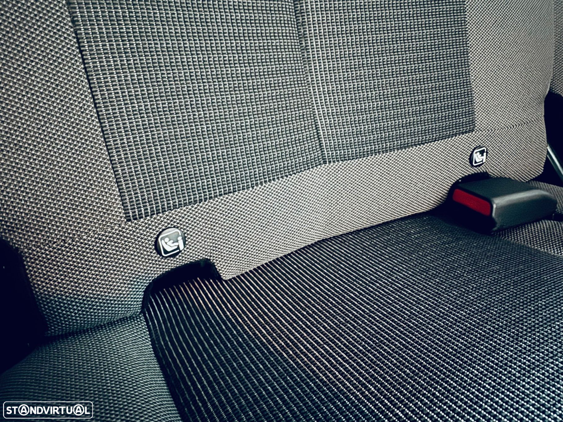 Toyota Aygo 1.0 X-Play Plus - 24