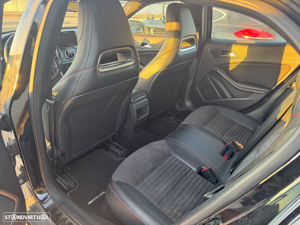 Mercedes-Benz GLA 220 CDI 7G-DCT Urban - 8