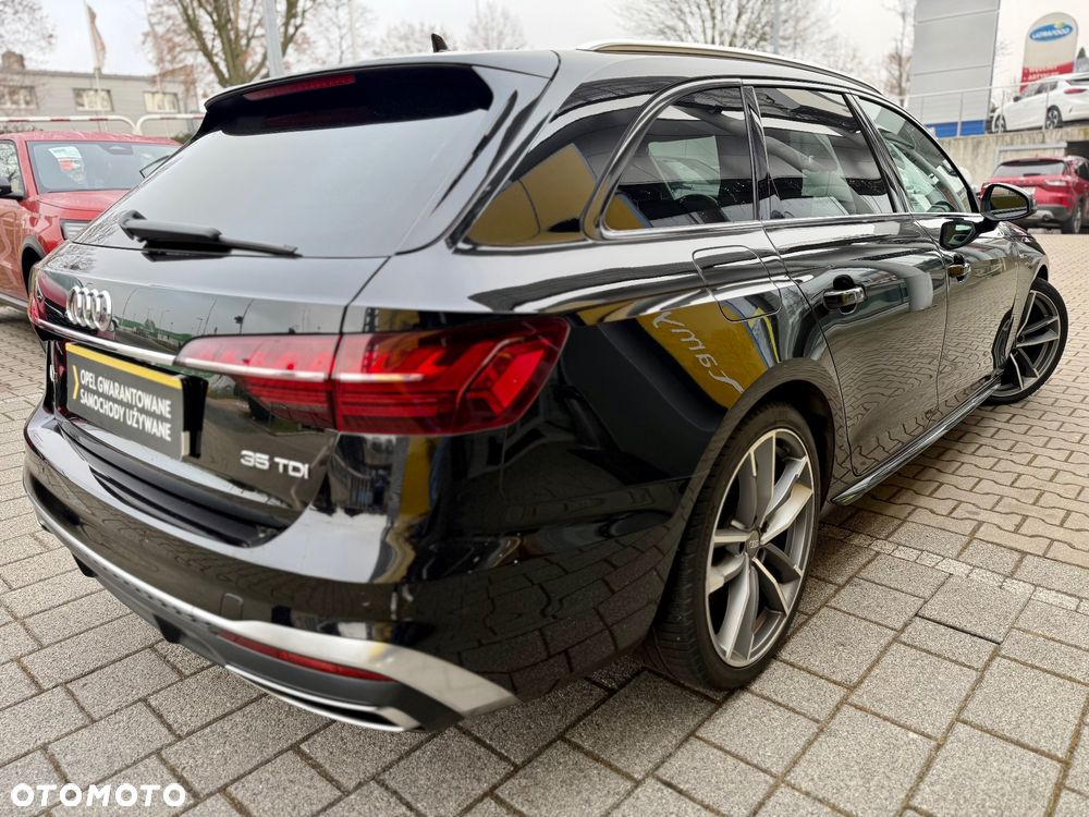 Audi A4 Avant 35 TDI S tronic S line - 2