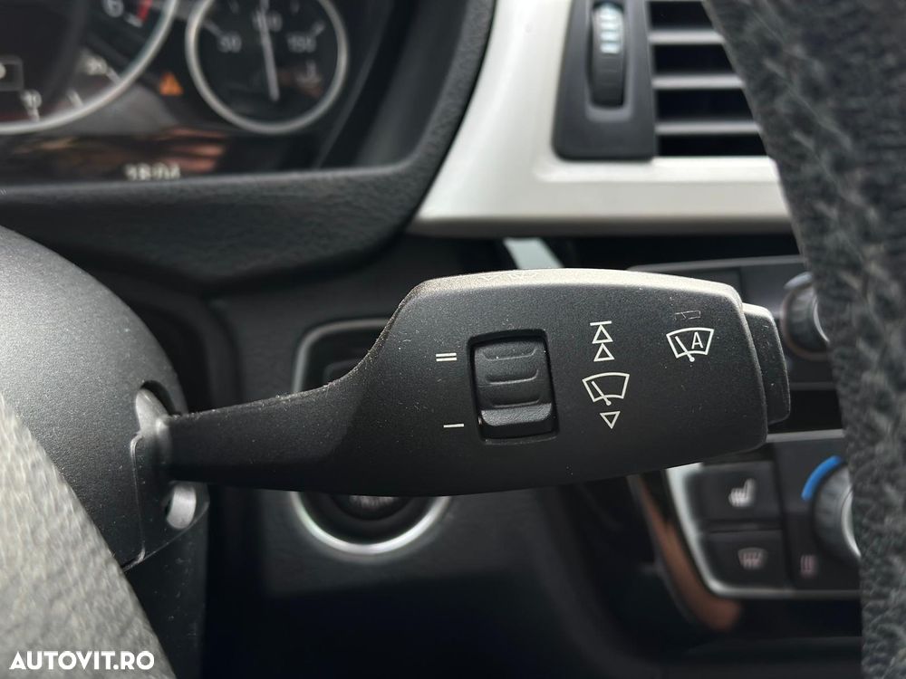BMW Seria 3 325d Aut. Advantage - 25