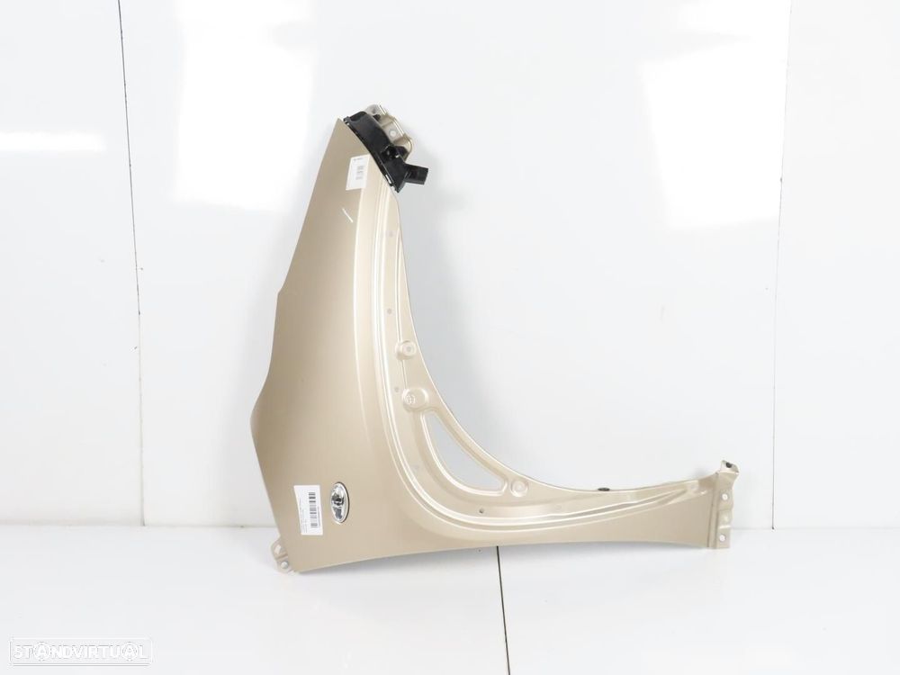 Guarda-lamas Direito/Frente Usado / Original TOYOTA AYGO  X (B7) CROSS - 2