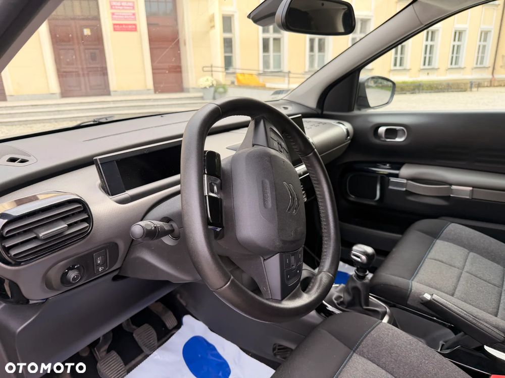 Citroën C4 Cactus 1.2 PureTech GPF Shine S&S - 19