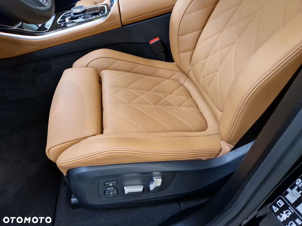 BMW X5 xDrive30d mHEV M Sport sport - 11