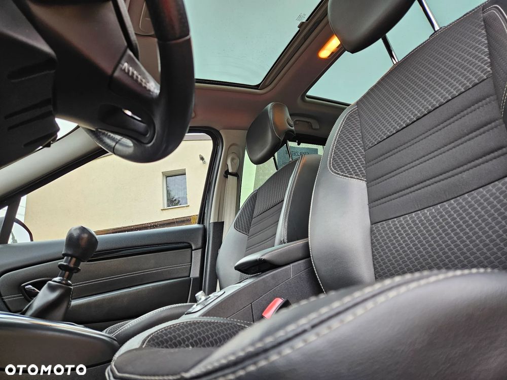 Renault Scenic 1.6 dCi Energy Bose Edition S&S - 8