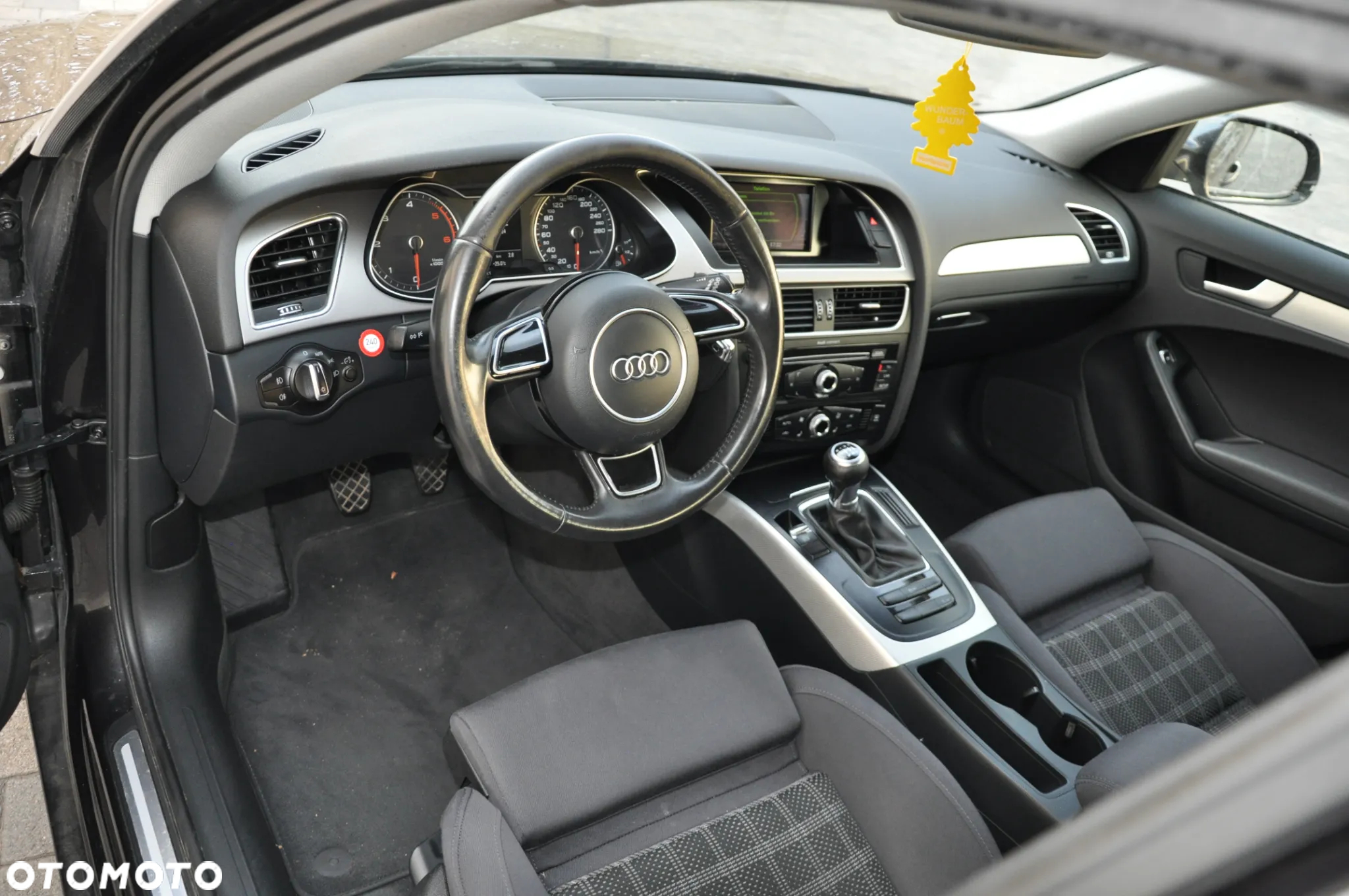 Audi A4 2.0 TDI Sport - 11