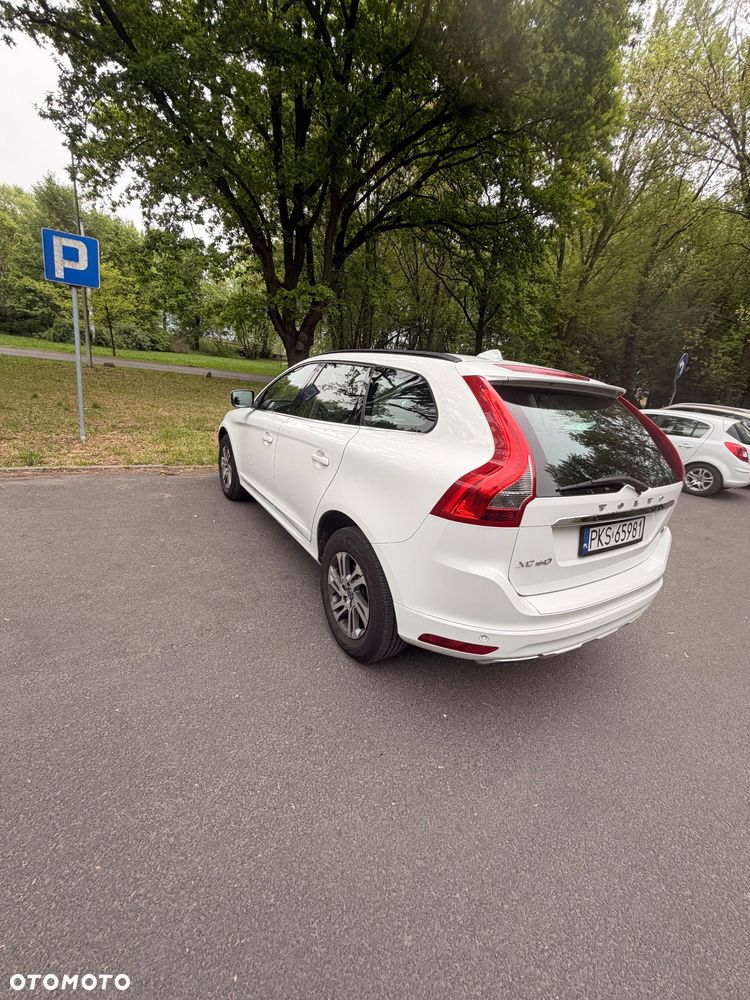 Volvo XC 60 - 4