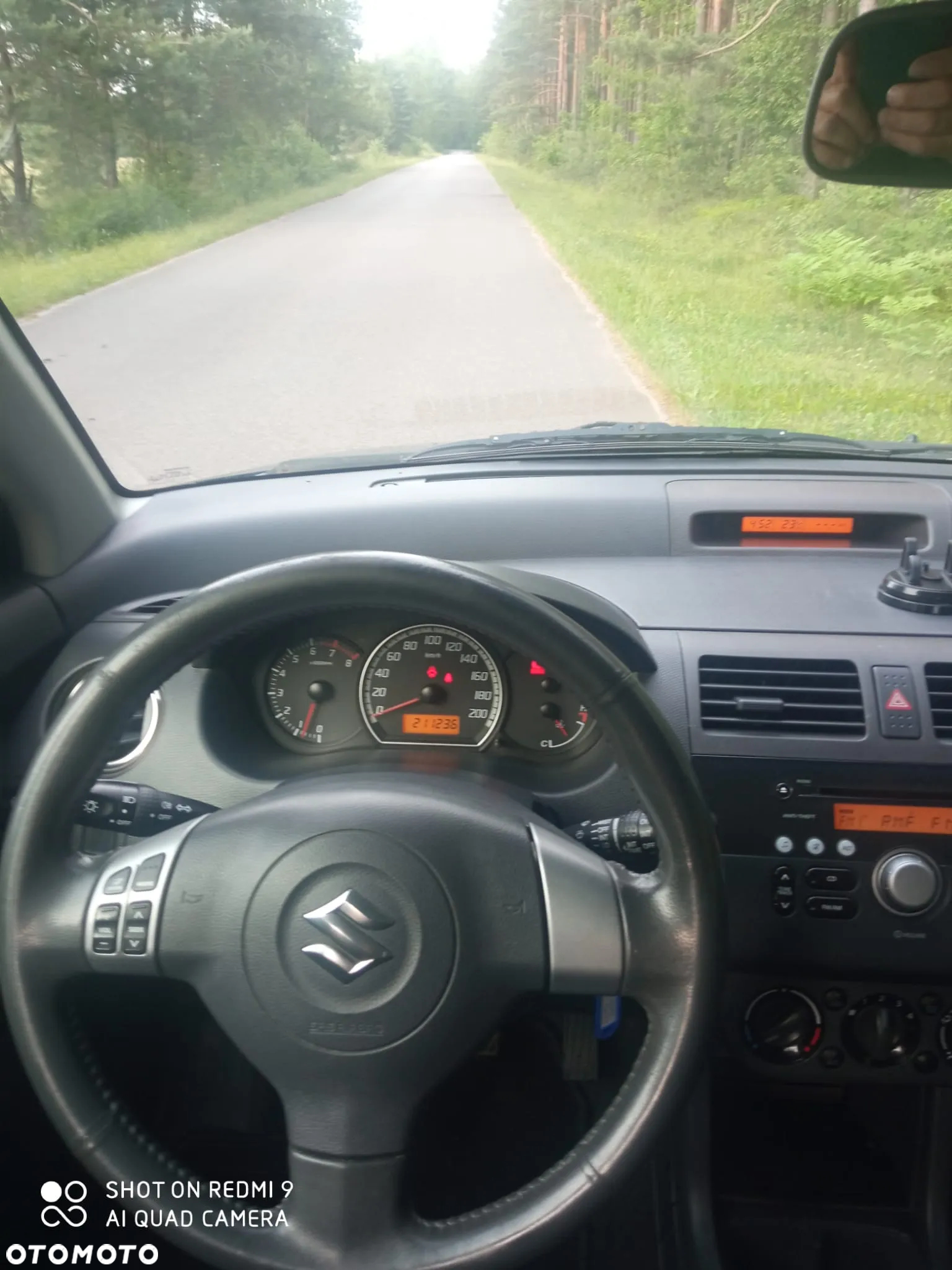 Suzuki Swift 1.3 Comfort dance - 17