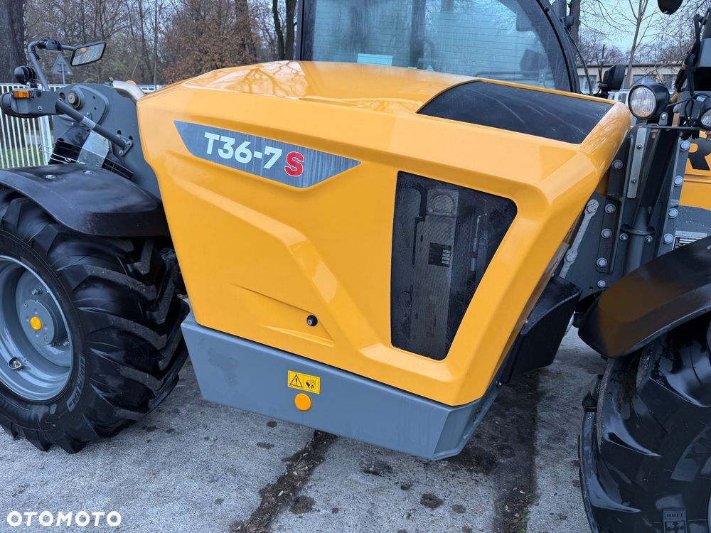Liebherr Ładowarka Teleskopowa T36-7s - 14