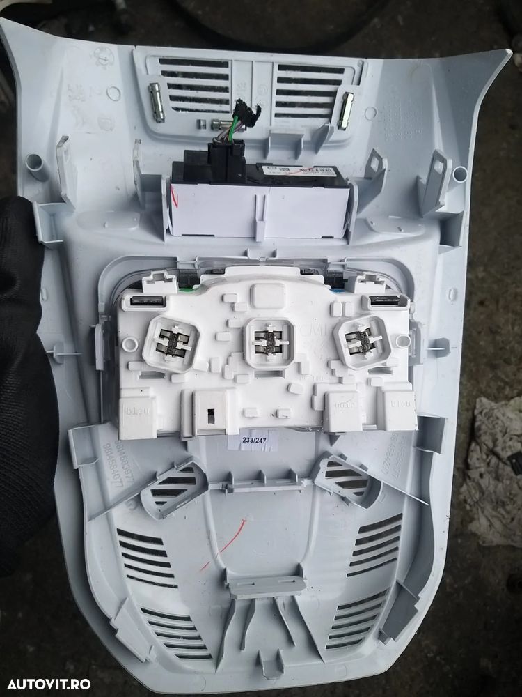 Plafoneria Fata cod: 9814584177 pentru Peugeot 3008 din 2020 1.6 Diesel - 2