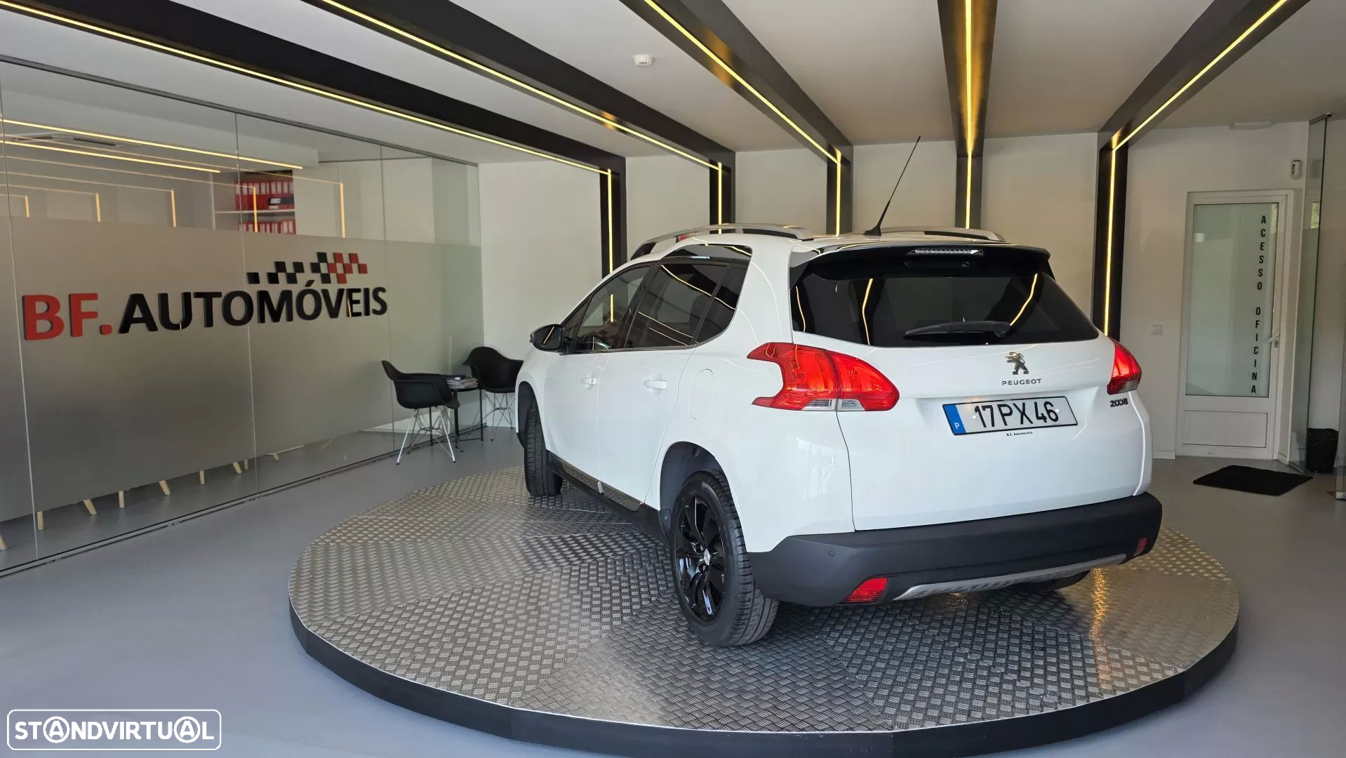 Peugeot 2008 1.4 HDi Allure - 3