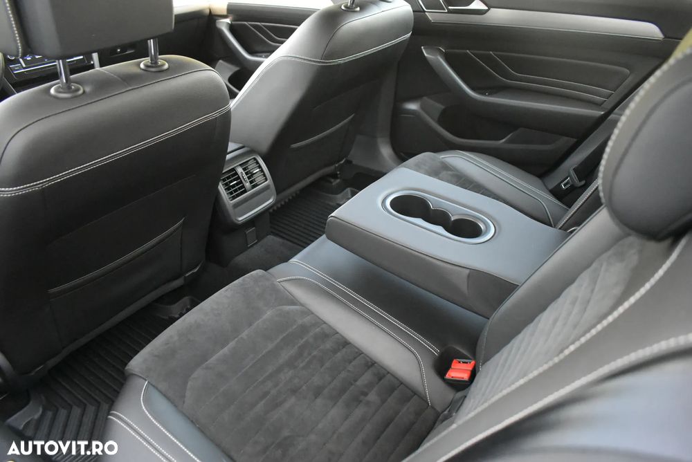 Volkswagen Passat 2.0 TDI DSG 4Motion Highline - 21