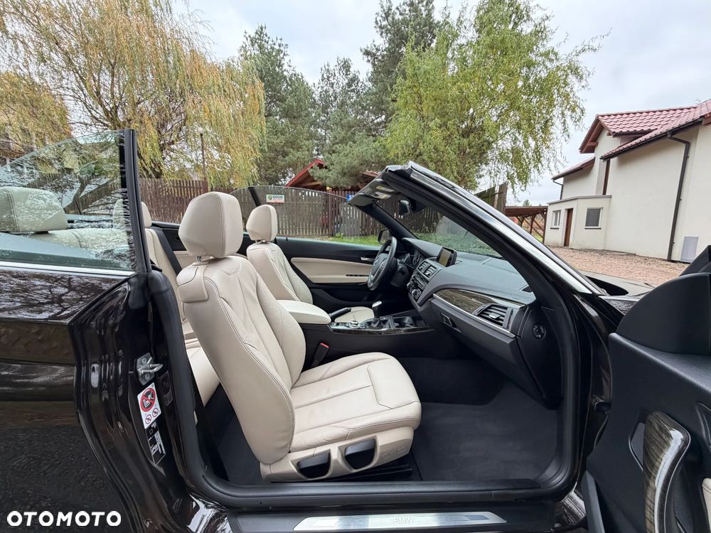 BMW Seria 2 220i Luxury Line - 34
