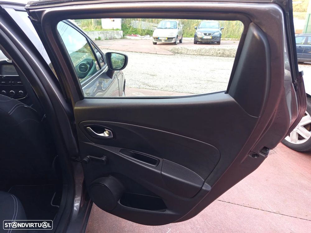 Renault Clio ENERGY TCe 90 Start & Stop Limited - 23