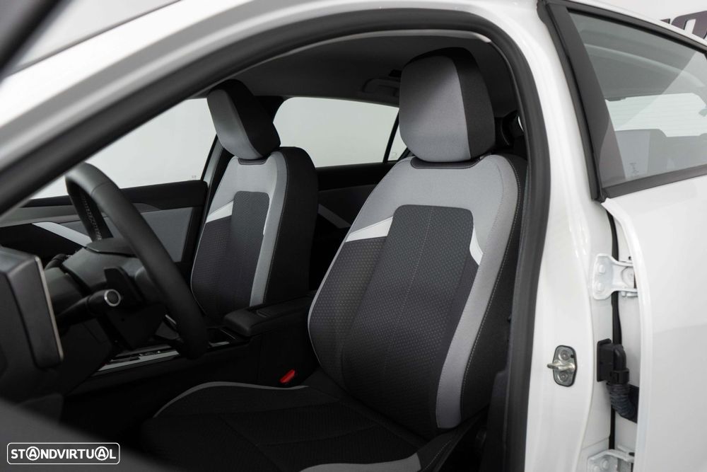 Opel Astra 1.2 T Edition Aut. - 9