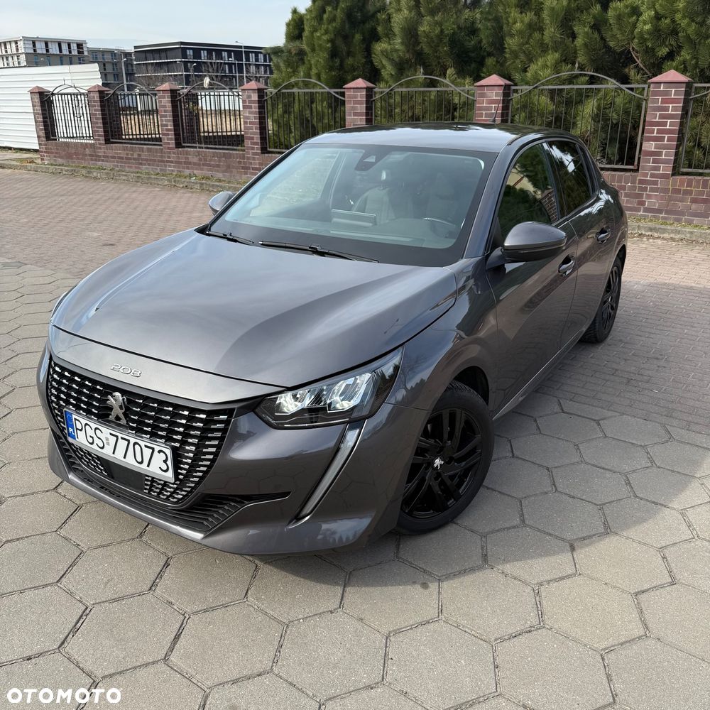 Peugeot 208 - 1