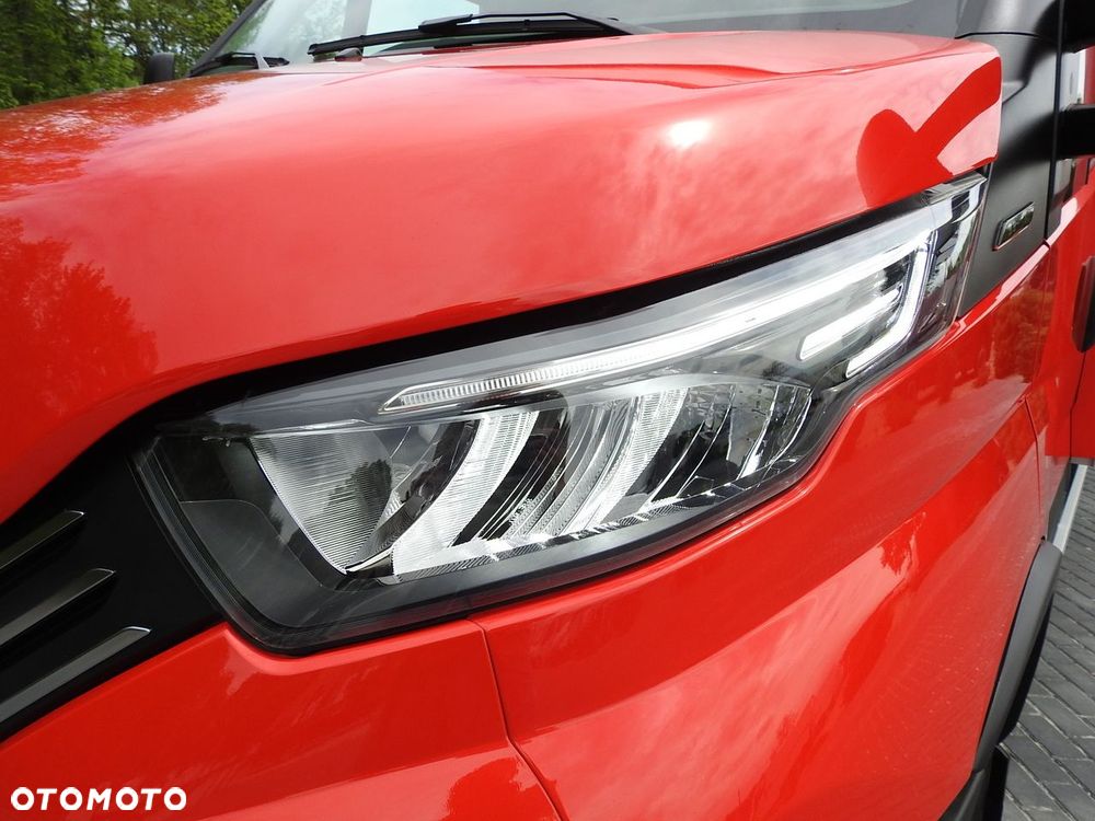 Iveco DAILY 35S18 NOWY KONTENER 10 PALET TEMPOMAT NAWIGACJA KLIMATYZACJA LEDY GWARANCJA  180KM - 22