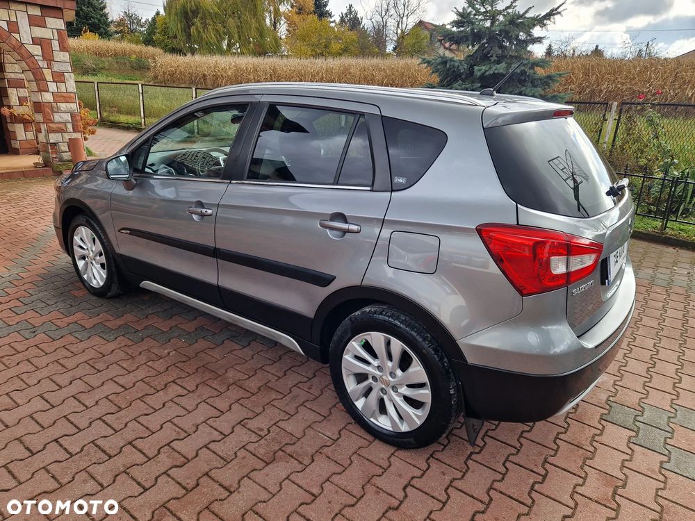 Suzuki SX4 S-Cross 1.4 T Premium 4WD - 33