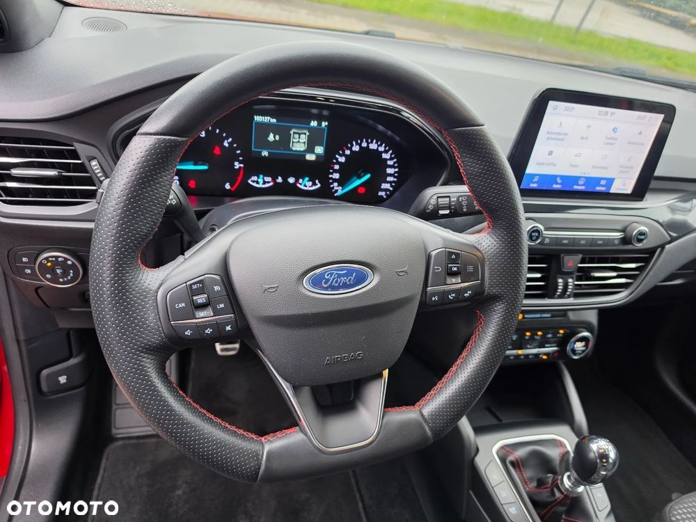 Ford Focus 1.5 EcoBlue SCR ST-Line - 19
