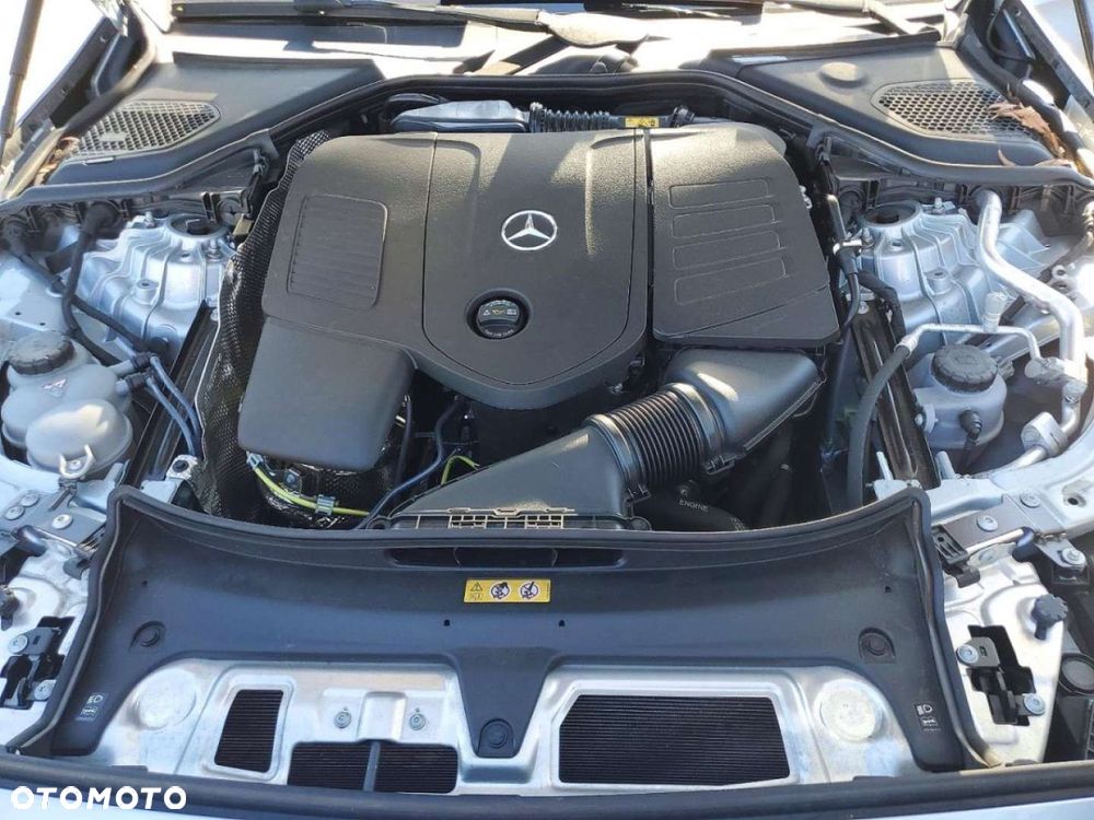Mercedes-Benz Klasa E - 12