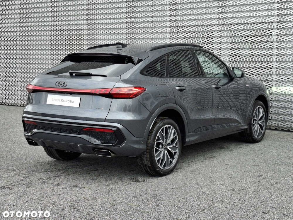 Audi Q5 Sportback - 5