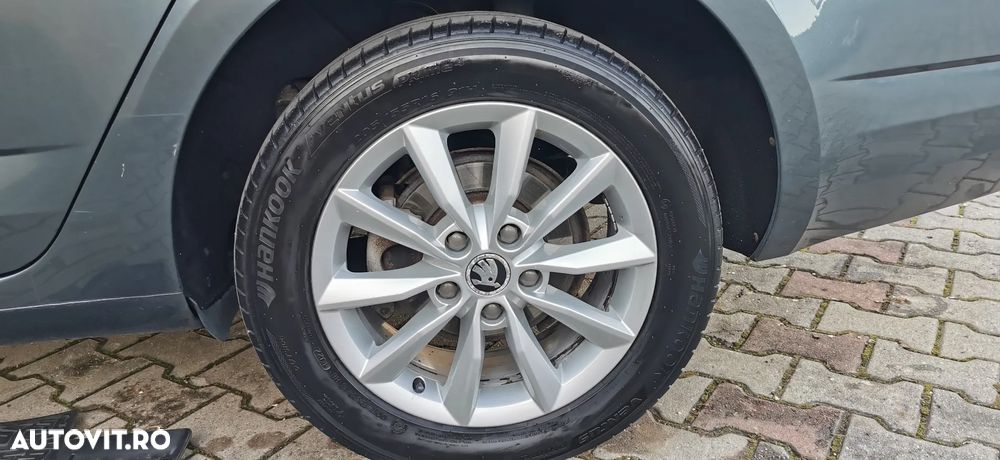 Skoda Octavia 1.6 TDI (Green tec) 4x4 Style - 16