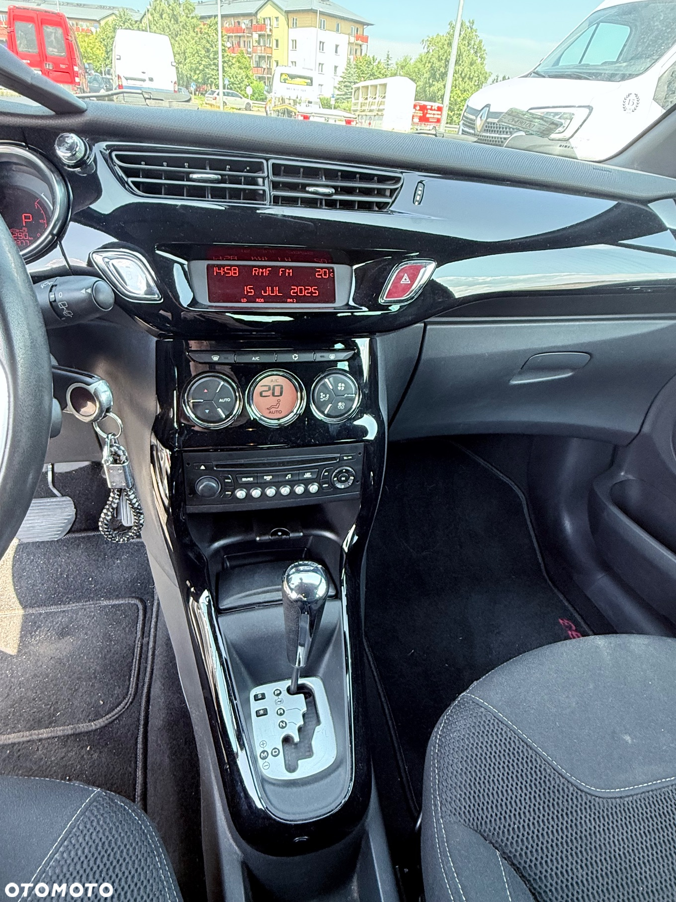 Citroën DS3 VTi 120 Automatik SoChic - 9