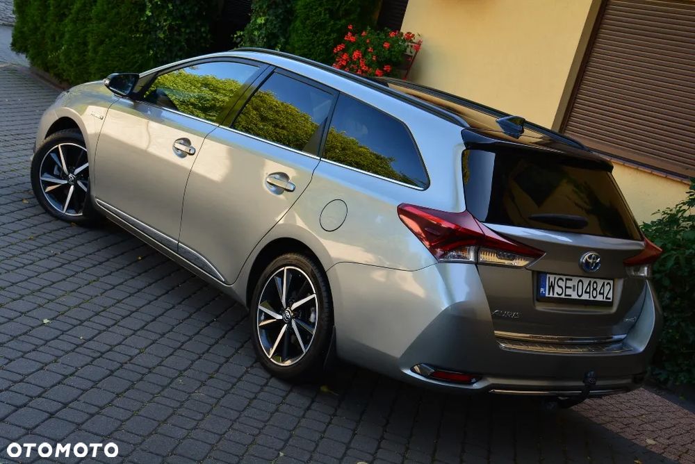 Toyota Auris 1.8 HSD Prestige - 3