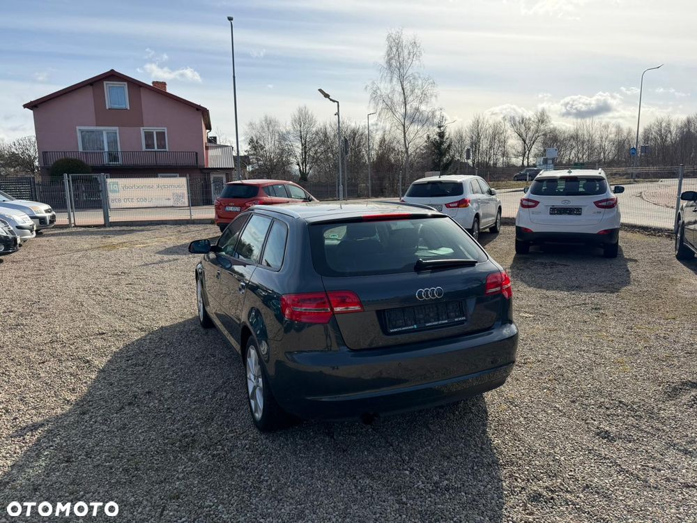 Audi A3 Sportback 2.0 TDI Ambiente - 9