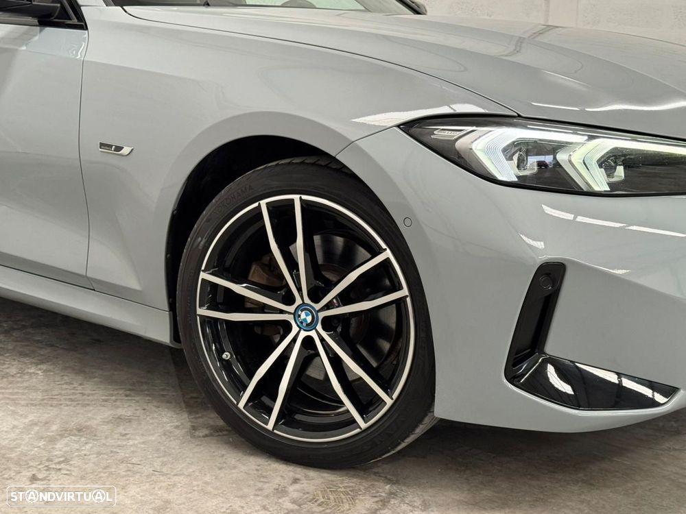 BMW 330 e Touring Pack M Auto - 16