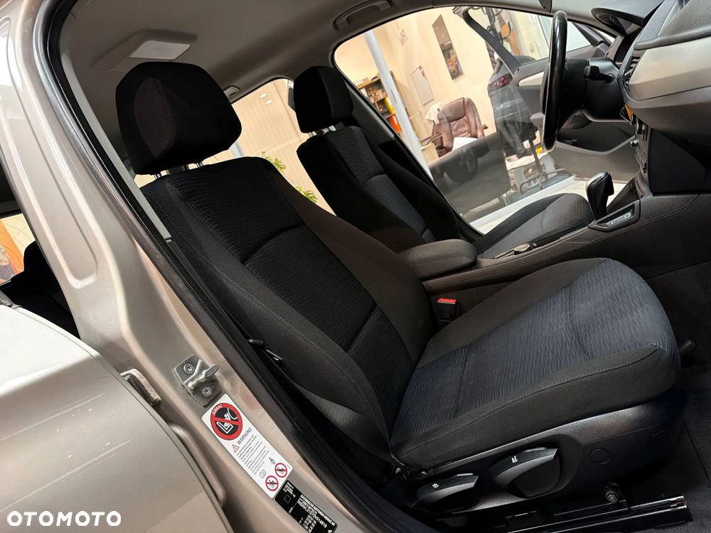 BMW X1 sDrive18i - 22