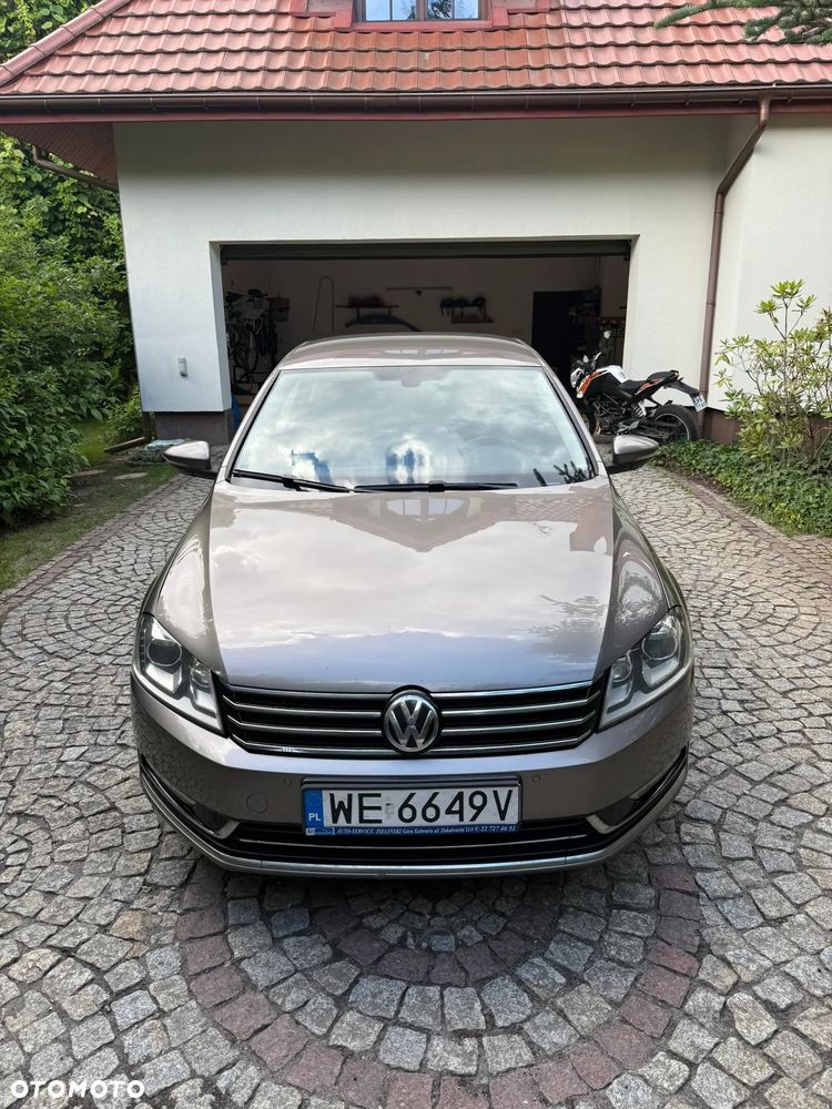 Volkswagen Passat 2.0 TDI 4Mot Highline DSG - 9