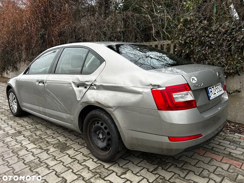 Skoda Octavia 1.4 TSI Active - 8
