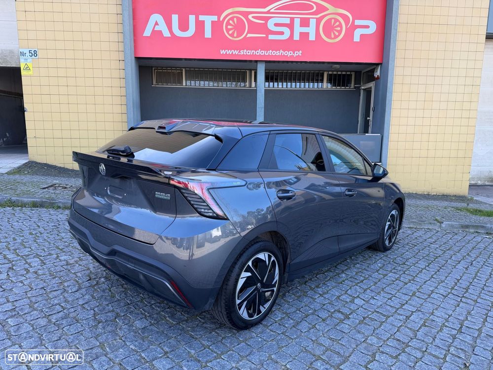 MG MG4 64 kWh Luxury - 20