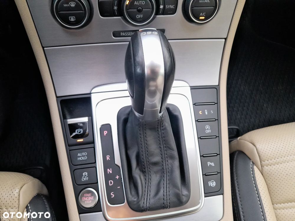 Volkswagen CC 2.0 TDI BlueMotion Technology DSG - 20