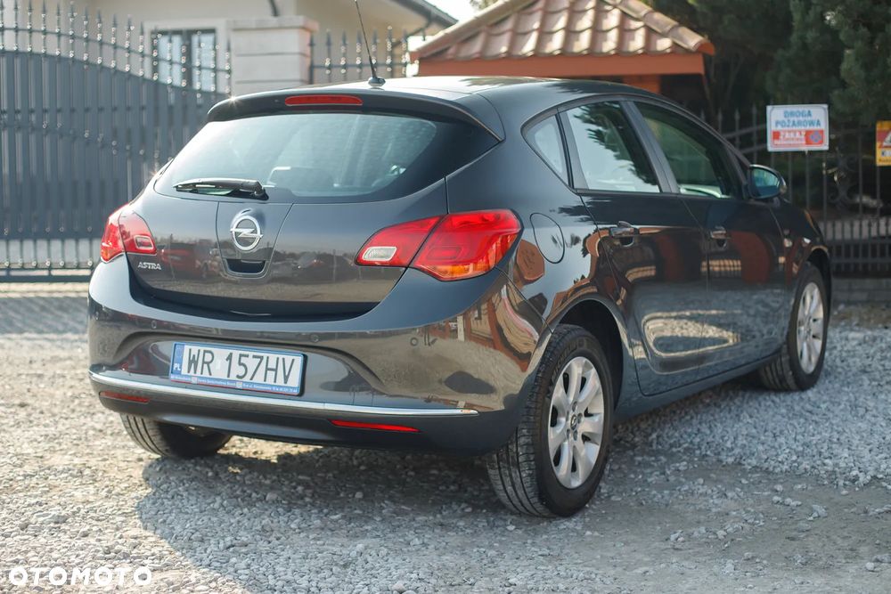 Opel Astra 1.4 Innovation - 12