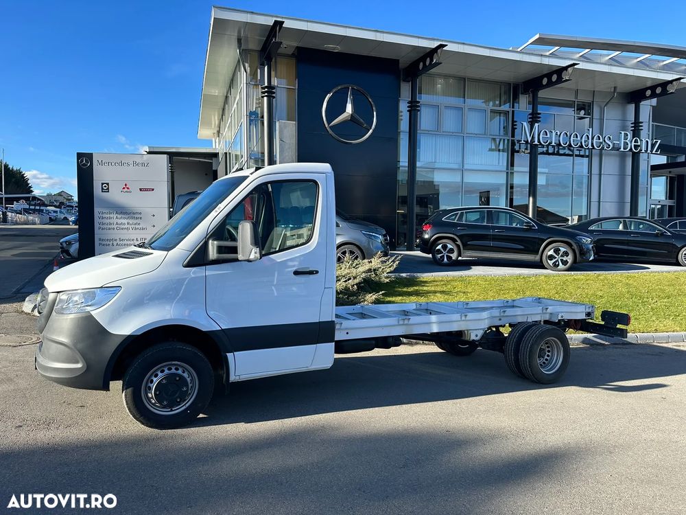 Mercedes-Benz Sprinter 517 CDI CD L2 170 CP RWD 9AT - 4
