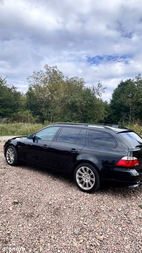 BMW Seria 5 525d - 5