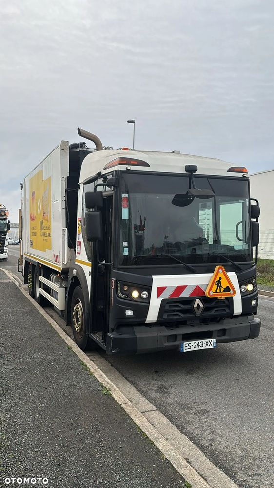 Renault D26 ŚMIECIARKA - 2