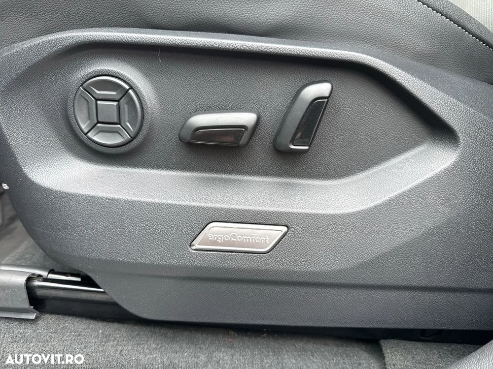 Volkswagen Touareg V6 TDI 4MOTION Elegance - 14