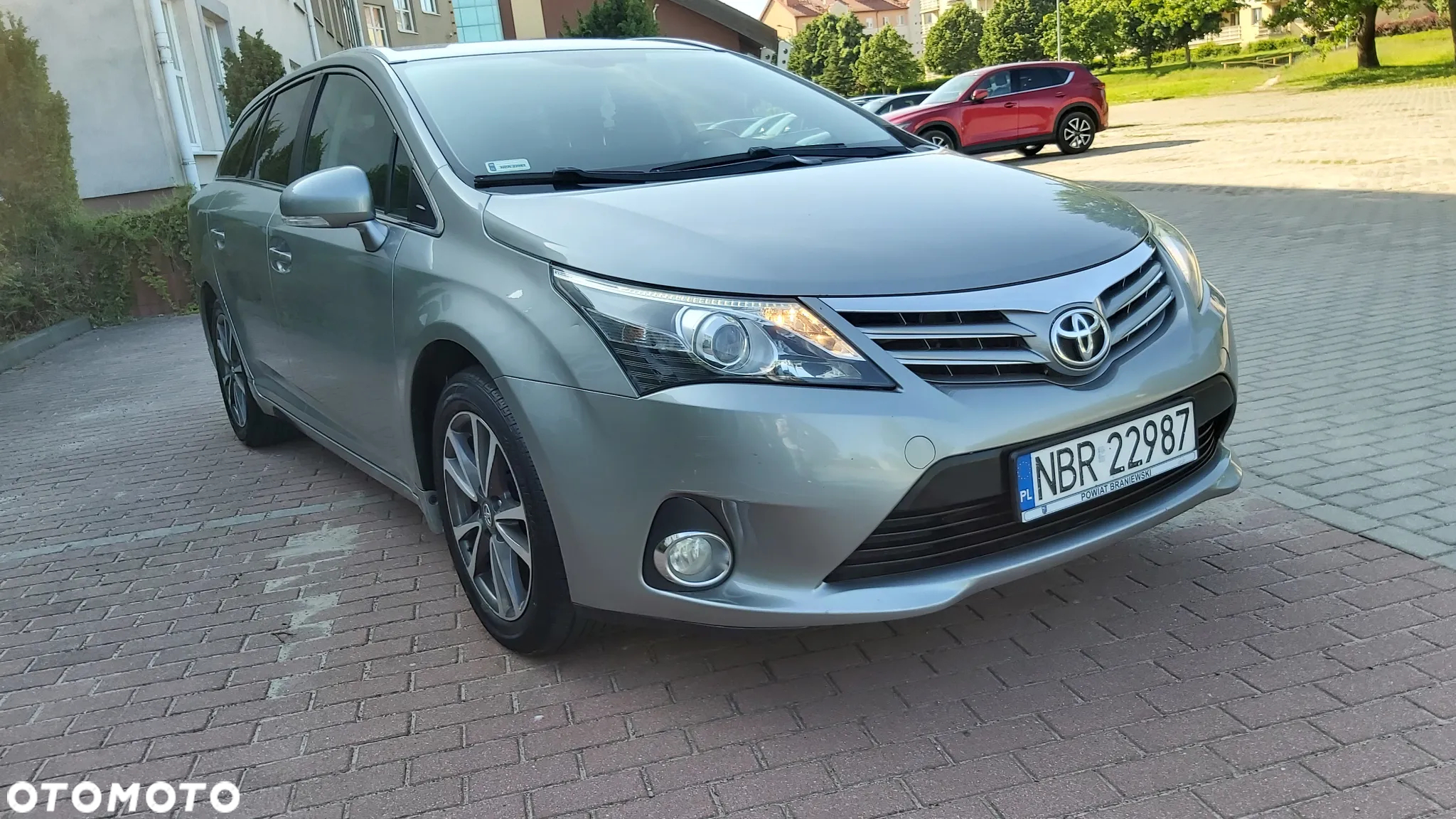 Toyota Avensis 2.0 D-4D Premium - 7