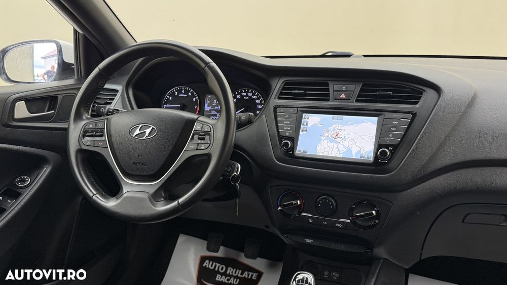 Hyundai i20 - 14