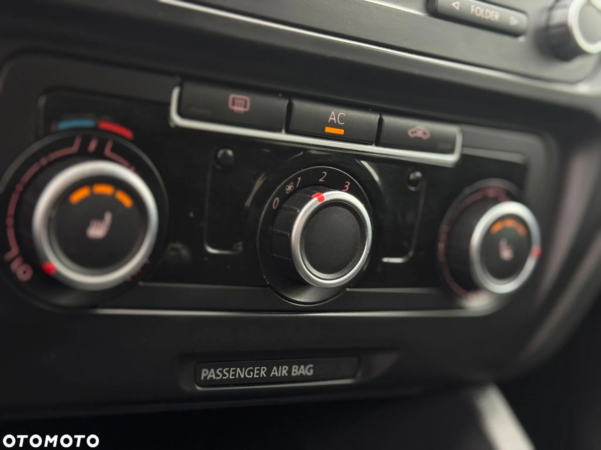 Volkswagen Jetta 1.6 TDI Comfortline - 26