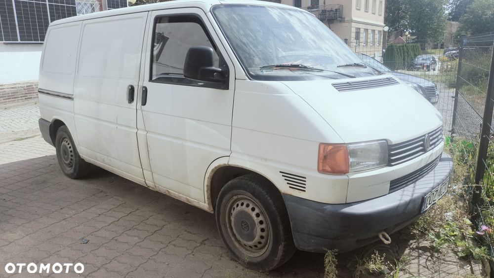 Volkswagen Transporter - 2
