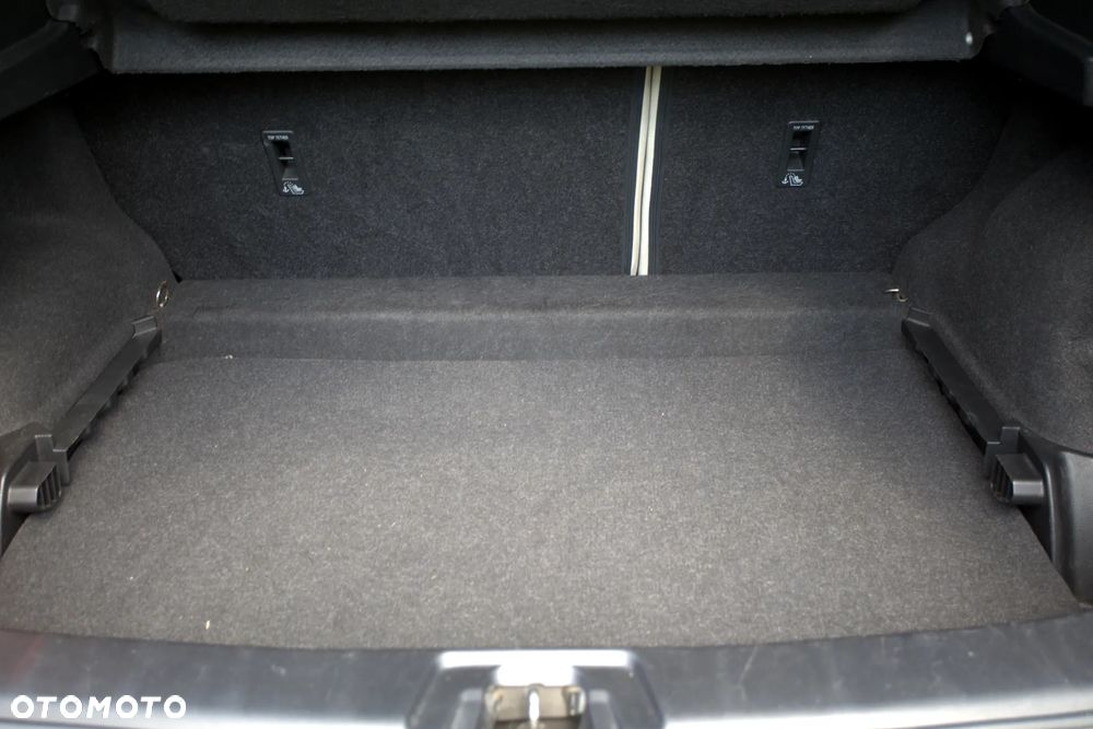 Nissan Qashqai 1.6 dCi 4x4 360 S&S - 6