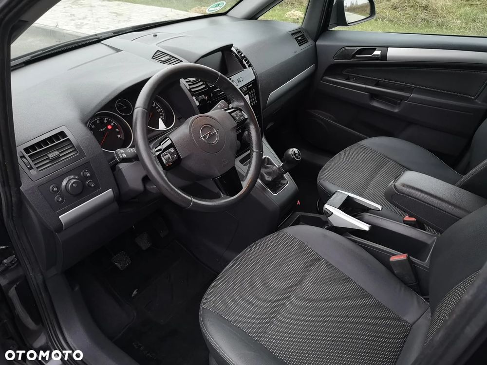 Opel Zafira 1.8 - 17