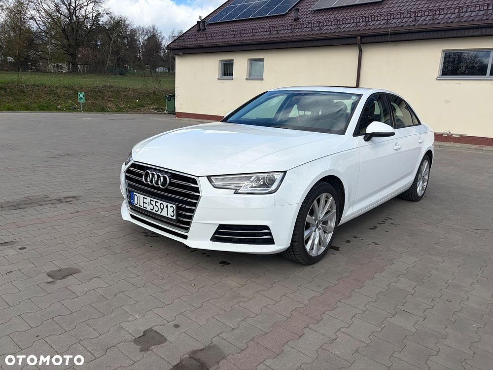 Audi A4 Limousine 2.0 TFSI ultra S tronic - 1