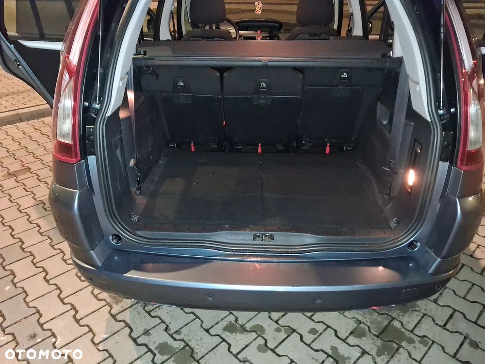 Citroën C4 Picasso - 16